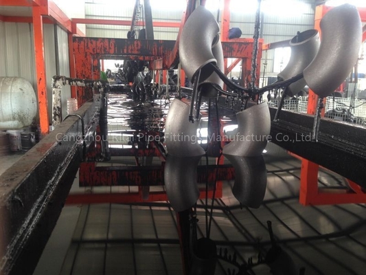 Siyah 1/2' Alın Kaynaklı Bağlantı Parçaları P245GH Karbon Çelik 45 Derece Uzun Yarıçaplı Dirsek