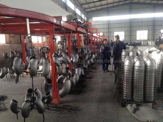JIS Karbon Çelik Kaynaklı Boru Ek Parçaları BW A234 SMLS 15mm Gaz Borusu Uç Kapağı
